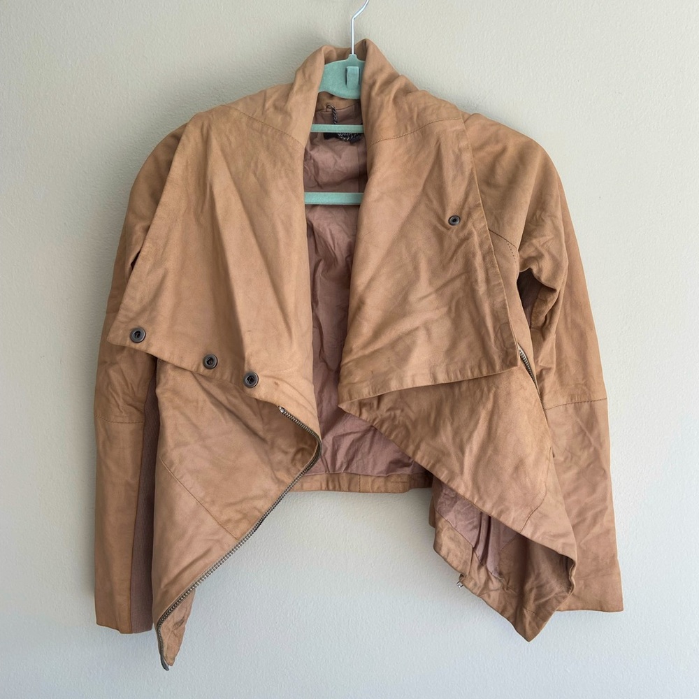 Cute Beige Leather Jacket! - image 2